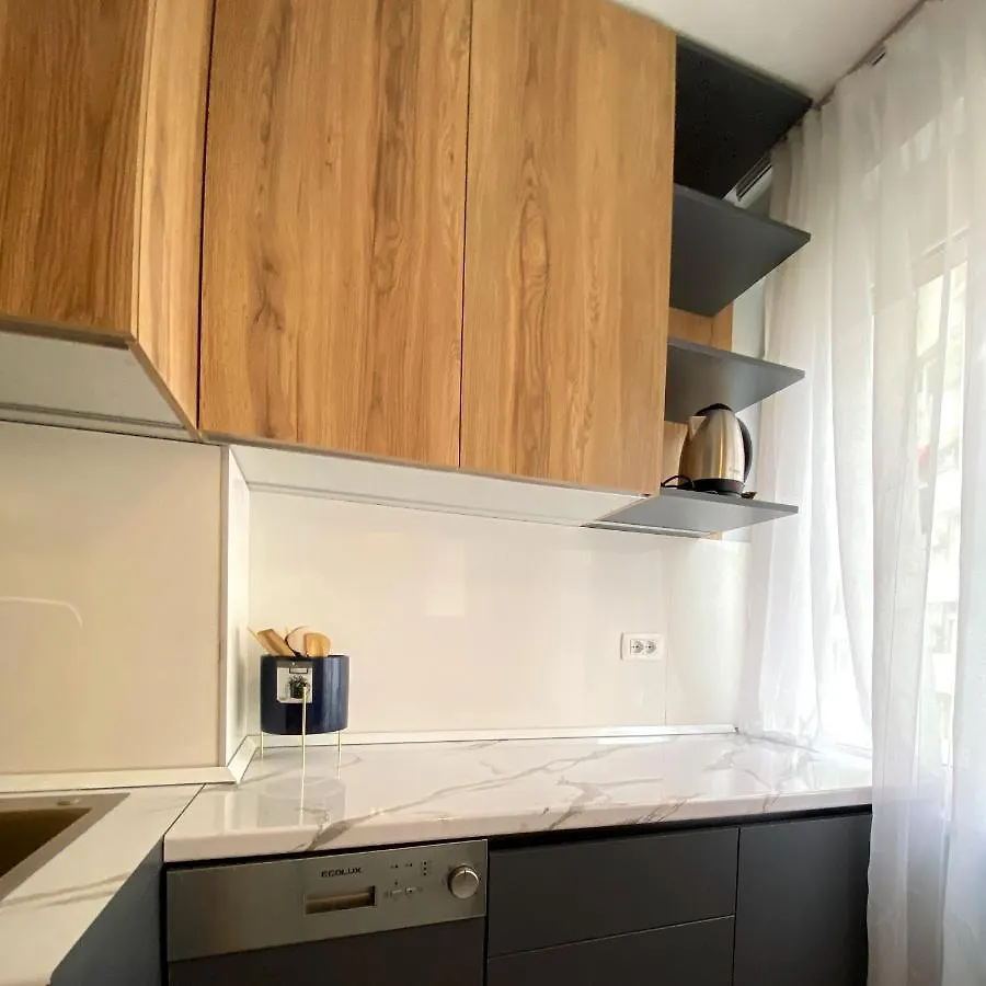 Appartamento Centrally Located Glamorous Bright Apt Near Bazaar Tirana Albania