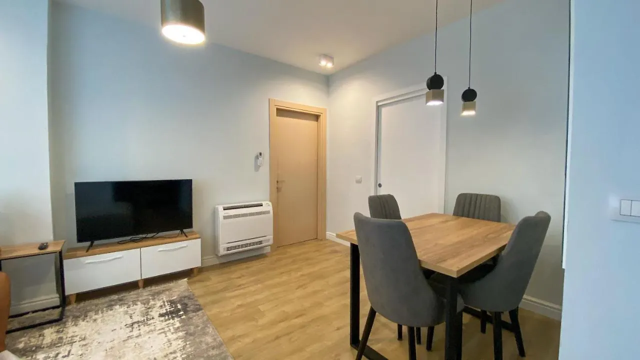 Appartamento Centrally Located Glamorous Bright Apt Near Bazaar Tirana
